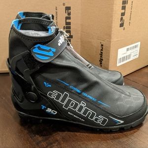 NWT Alpina T30 Eve Cross Country Ski Boots, NNN, Women's Size 8